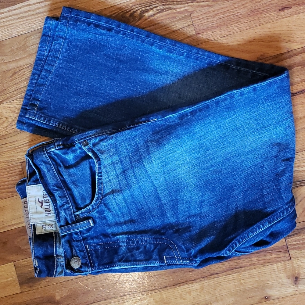 LIKE NEW Mens Hollister jeans 32x32